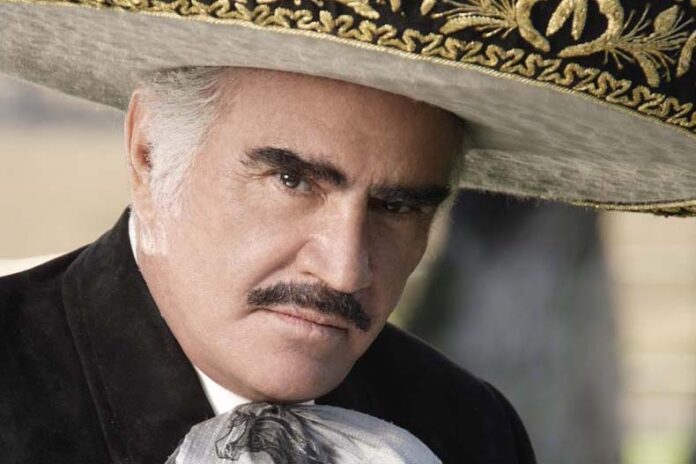 Vicente Fernández fue duramente criticado de homofóbico