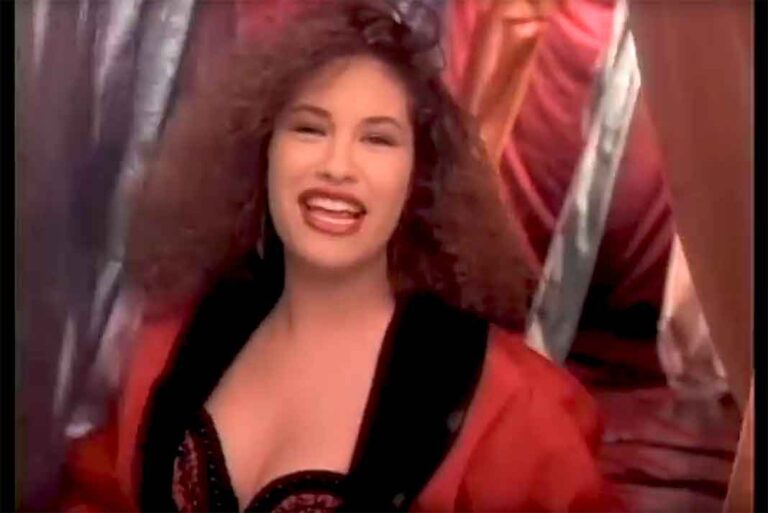 Selena, Lucía Méndez, Cantinflas y Salma como nunca los viste