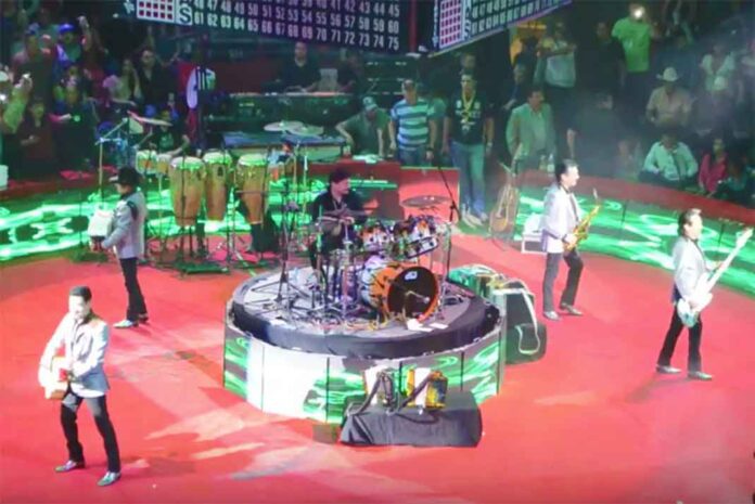 Los Tigres del Norte en la Feria de Santa Rita Los Tigres del Norte en la Feria de Santa Rita