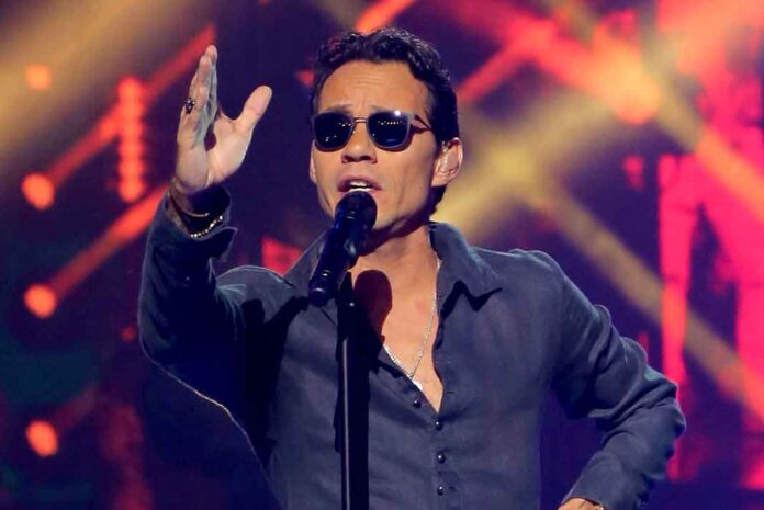 Marc Anthony pide una oración para su mamá