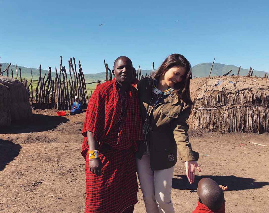 La presentadora visitó tribus de la región de Tanzania