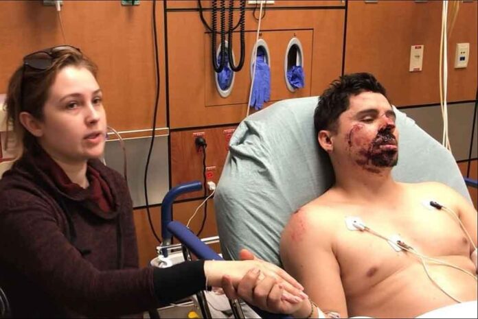 Kenia ha estado junto a Larry en todo momento