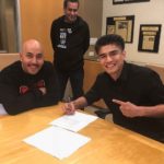 El joven está feliz de haber firmado con la empresa Golden Boy Boxing y que su manager sea Lupillo