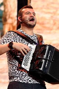 Edén Muñoz, de Calibre 50, en Premios Billboard 2018