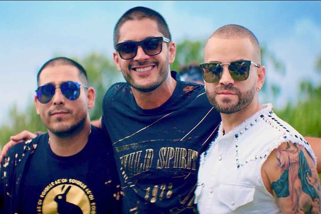 Espinoza Paz, Daniel Elbittar y Nacho grabaron una canción bien adre