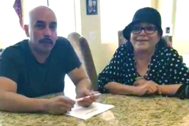 Lupillo le pidió perdón a su mamá y le aclaró todos los dimes y diretes en torno a su divorcio