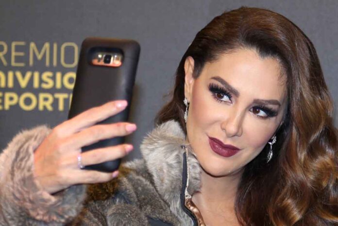 A la actriz y cantante se le relaciona con dos narcotraficantes mexicanos y se le investiga la compra de varias propiedades