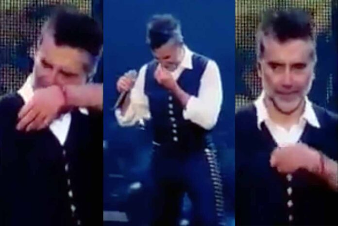 Ni una ni dos ni tres: muchas veces se rascó la nariz, se la sonó y hasta se sacó de ella quién sqbe qué