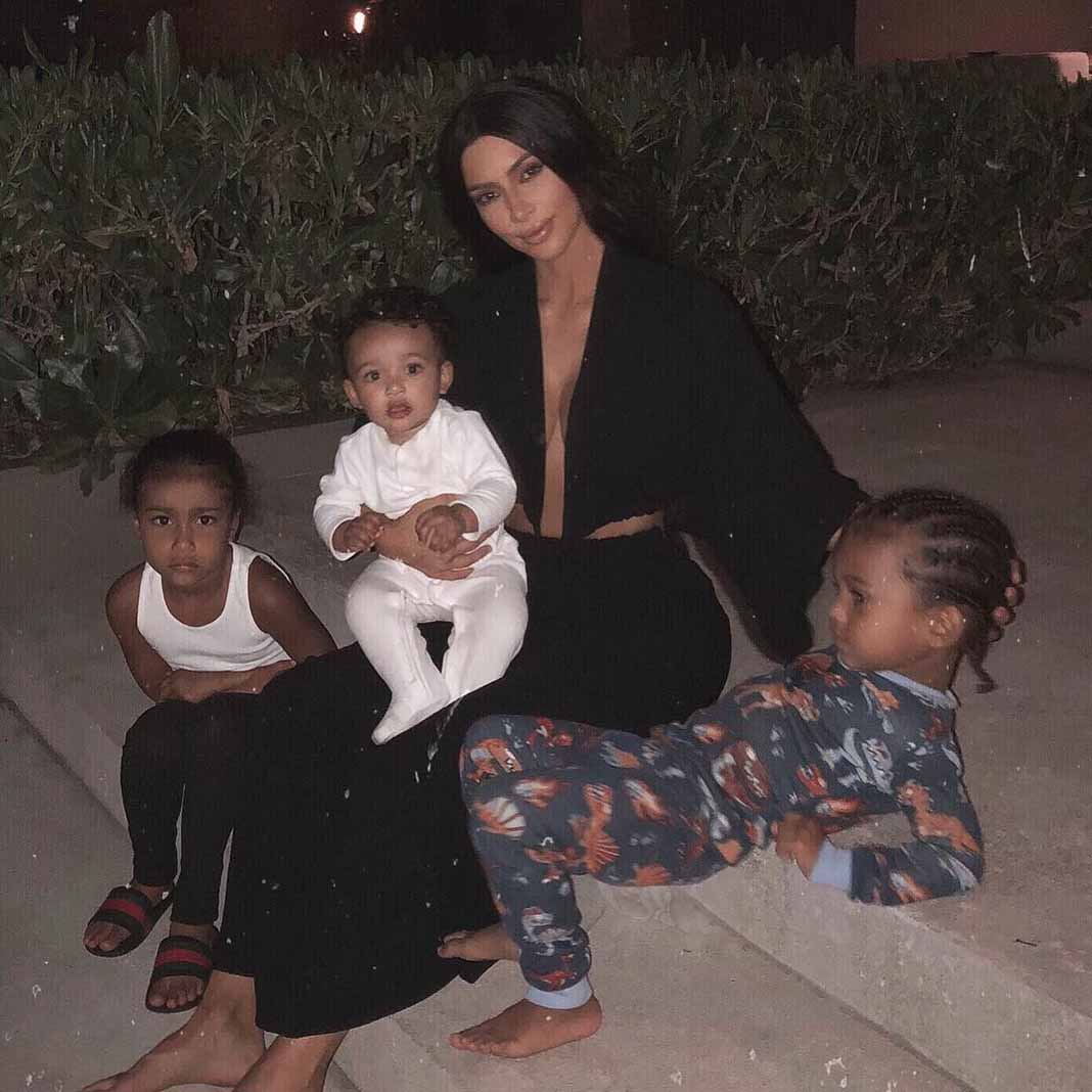 A Kim Kardashian y a su familia les dieron sólo una hora para reunir pertenencias y evacuar su casa