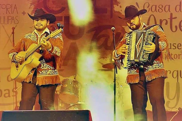 Q.E.P.D. los hermanos Cuitláhuac y Elías, del grupo Norteños Del Río Bravo