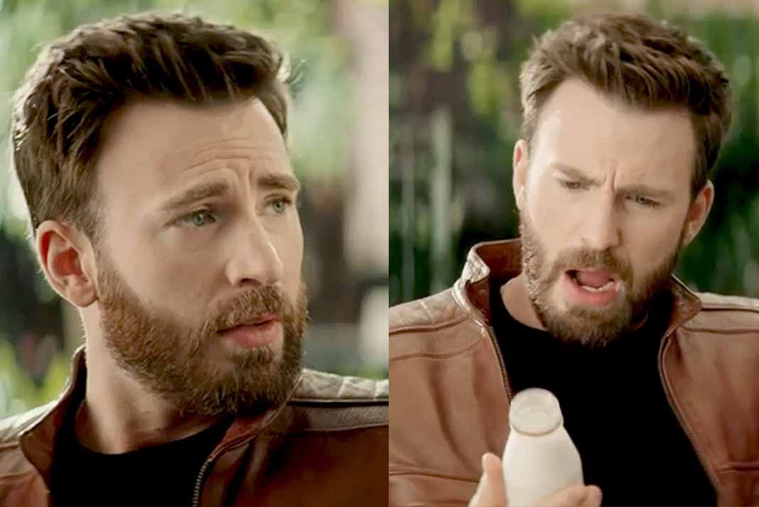 En el comercial, el actor habla en su mayoría en inglés y se sorprende al probar la leche mexicana