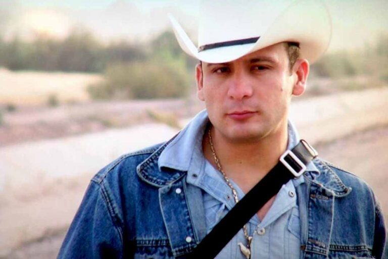 Valentín Elizalde "El Gallo de Oro" fue asesinado al salir de un palenque en Reynosa, en 2006