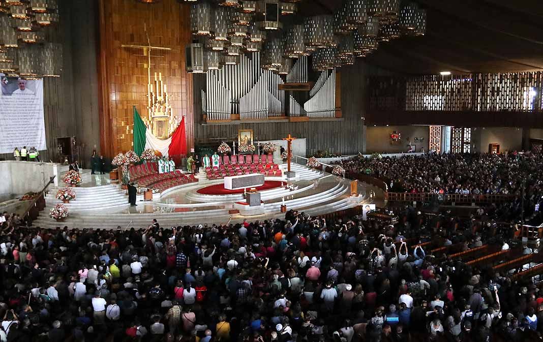 Las cenizas del artista fueron llevadas a la Basílica de Guadalupe, como era el deseo del cantante