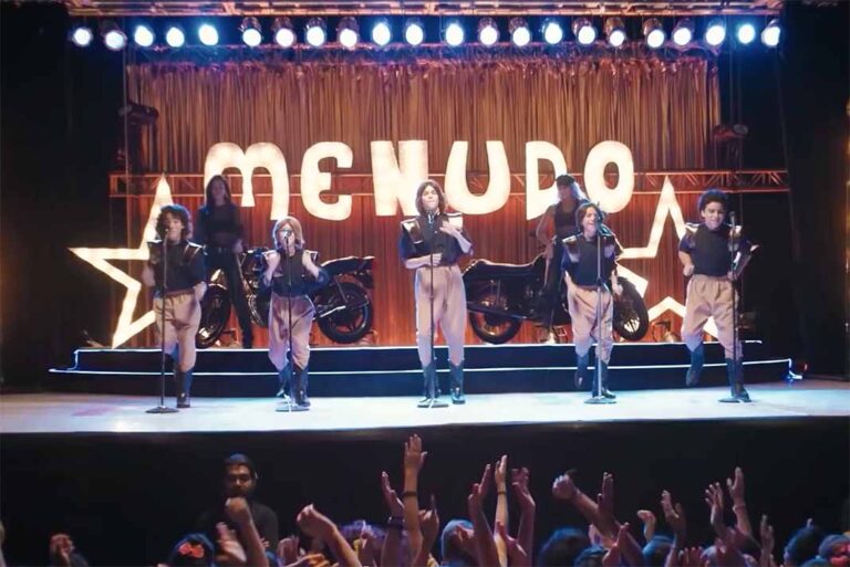 Aquí está el tráiler de 'Súbete a mi Moto', la serie de Menudo ?