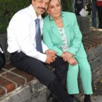 Con su hijo el actor Arturo Vázquez, fruto de su matrimonio con el cantante Alberto Vázquez