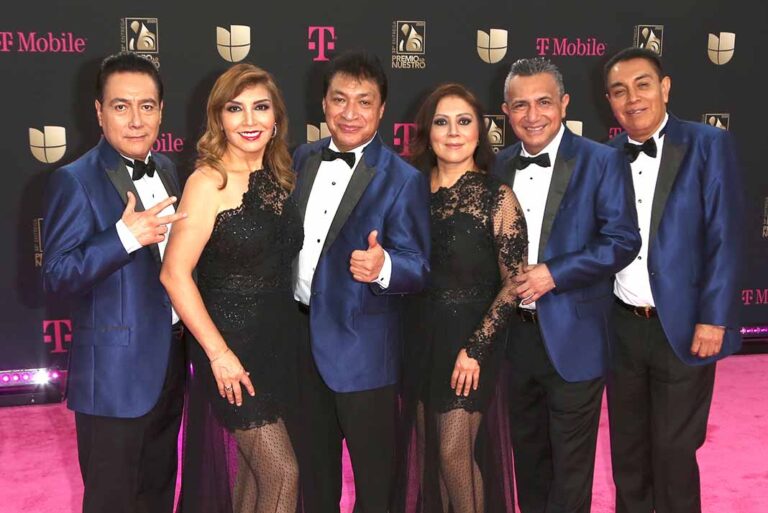 Ahora van contra Los Ángeles Azules ? ¡Ya basta de querer cancelarlo todo!