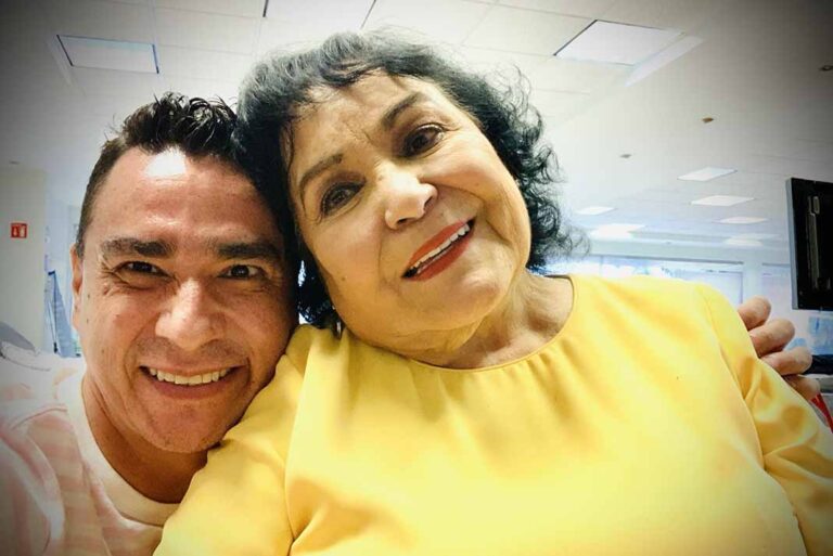 "Carmen Salinas ya no va a despertar": Ahijado afirma que tiene daño cerebral irreversible