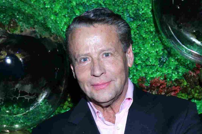 Alfredo Adame sufre quemadura al ser arrastrado en su moto por una pipa de agua