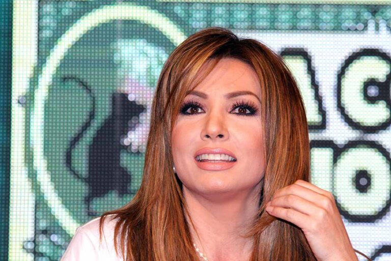 Al estilo Alfredo Adame, Paty Navidad se defendía a karatazos en la calle: "Todos me metían mano"