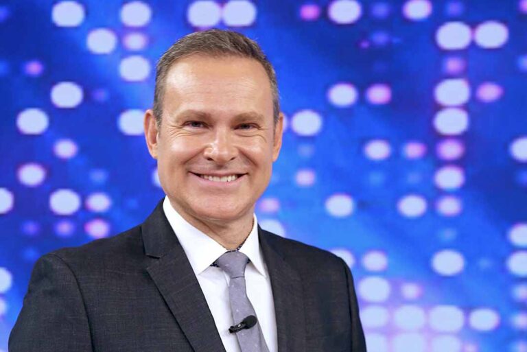 El truco de Alan Tacher para aguantar los cinturonazos que le daba su papá en las nalgas