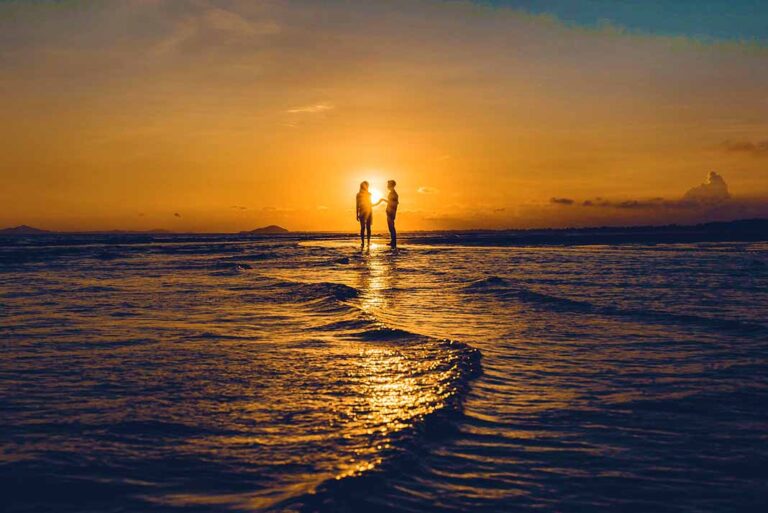 Horóscopo viernes 16: Ayudarás a tu pareja a salir adelante