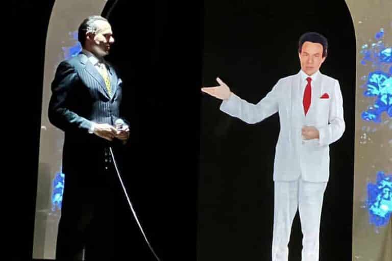 Ni Lupillo Rivera ni Odisea Burbujas: José José vuelve en holograma, pero muy raro