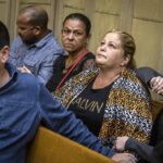 La novia del cubano fallecido mira al cielo una vez que se dio a conocer la culpabilidad del actor