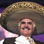 Vicente Fernández es recordado por su familia con un hermoso altar dedicado a su memoria, para este Día de Muertos