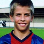Desde muy chico Piqué se dedicó al futbol, jugando en todas las posiciones de todas las categorías inferiores del club Barcelona, ciudad en la que nació