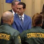 De un momento a otro, dijo la abogada Sandra Hoyos, los federales podrían deportar a México al actor, sentenciado por una Corte de Miami a 5 años de cárcel y ocho en probatoria