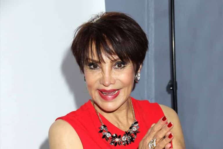 Maribel Fernández dice que tiene tantas cicatrices por sus cirugías del corazón, que ya parece robot