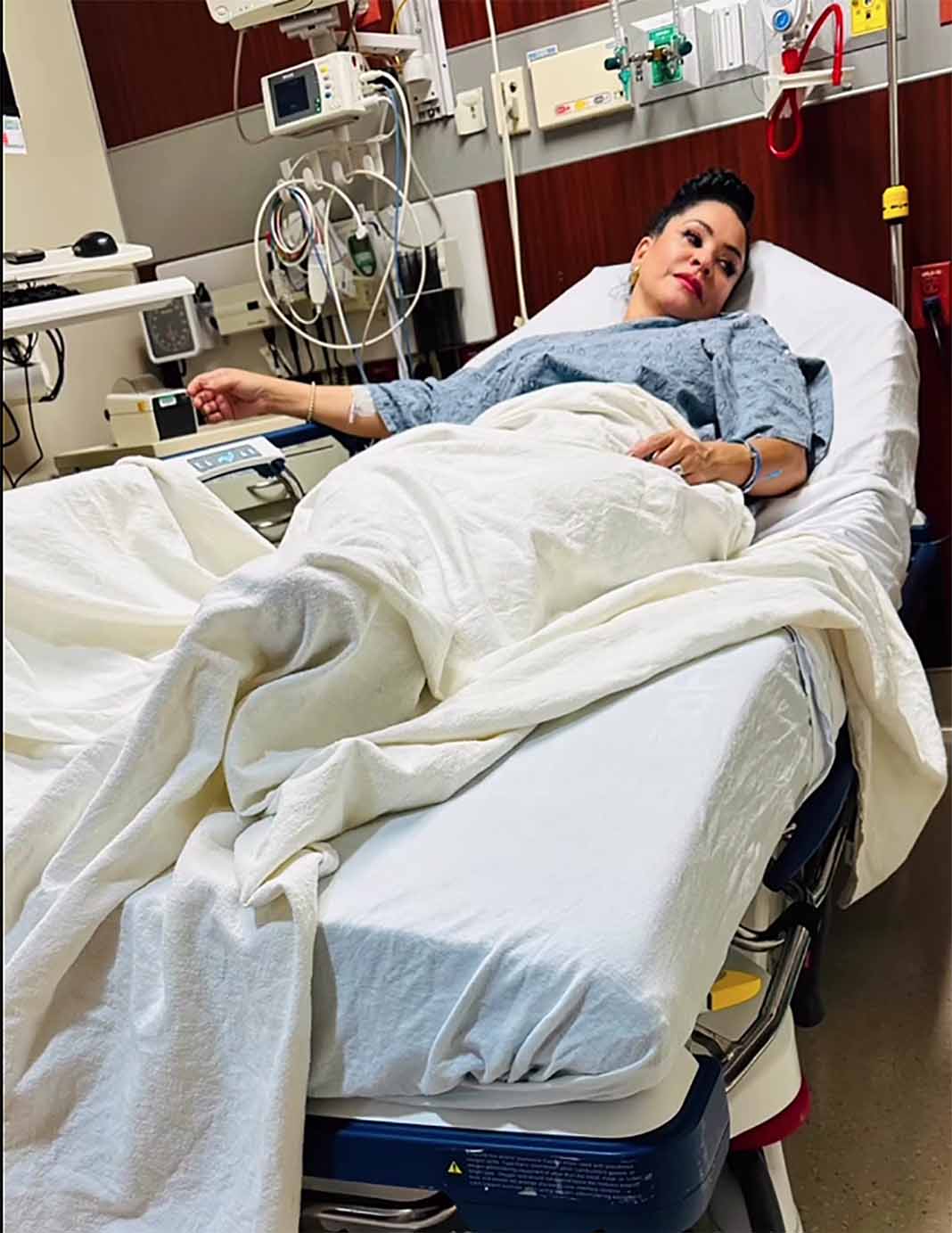 Carolina Sandoval es trasladada al hospital de emergencia y su familia  comunica su estado de salud - El Diario NY