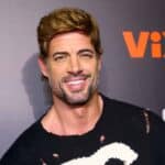 William-sonrie