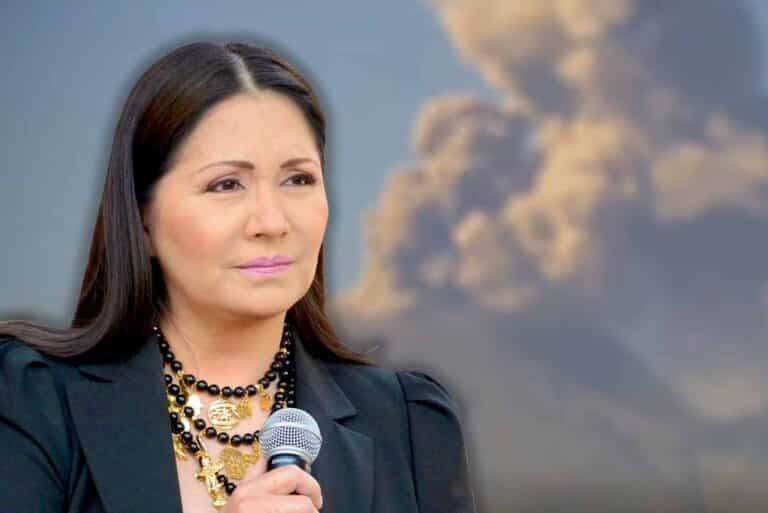 "Dejen de meter cizaña": Ana Gabriel estalla tras detener unos minutos su show en Puebla