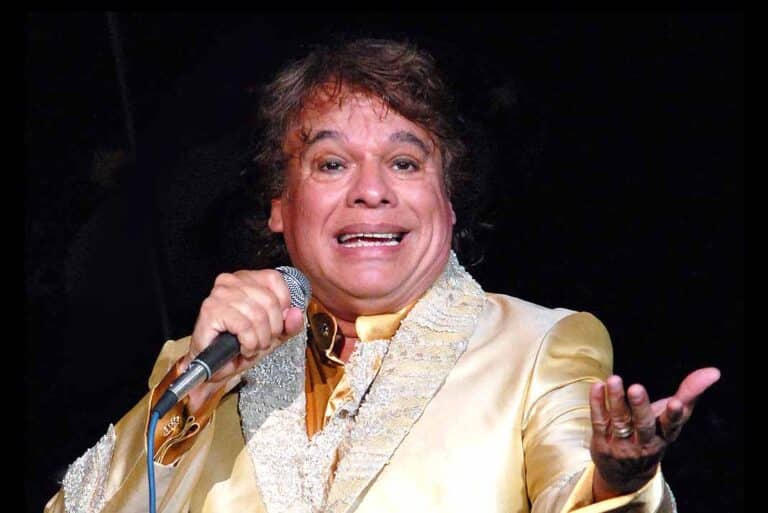 Encuentran dos cuartos secretos de Juan Gabriel y revelan todo lo que ahí escondía