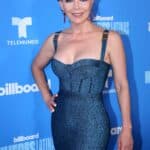 Laura Flores dijo bromeando que por el Alzheimer ya no recuerda cuántos matrimonios fallidos lleva, pero reconoció que son cinco