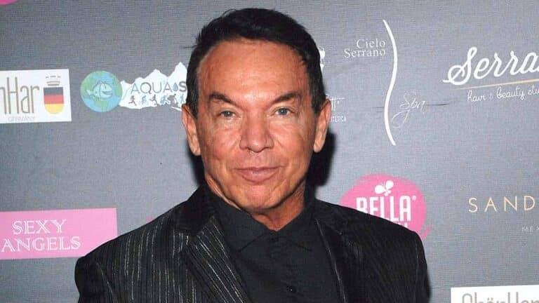 Para alertar a padres, Marcos Valdés revela los "brutales" ataques sexuales que sufrió de niño