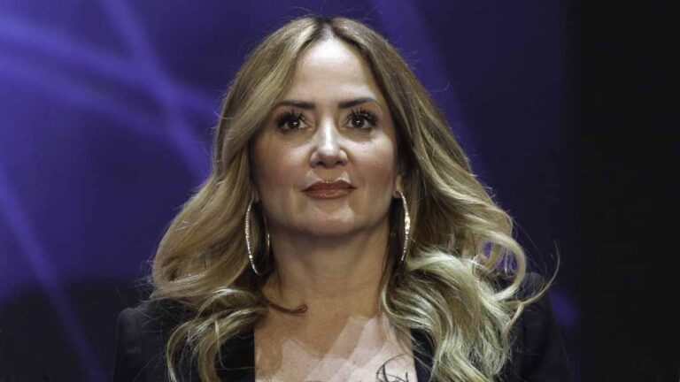 "¡Córreme a esta idiota!": Mujer afirma perder su trabajo por culpa de Andrea Legarreta