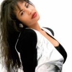 El 31 de marzo de 1995 Selena Quintanilla la "Reina del Tex-Mex" fue asesinada de un balazo en un hotel Days Inn de Corpus Christi, Texas