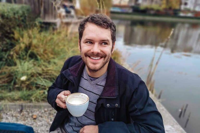 María Marín: Cómo enamorar a un hombre y tenerlo a tus pies