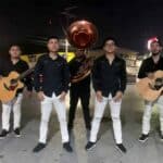 Además de cuatro de los integrantes del grupo, también fue asesinado el mánager, quien se encontraba detrás de la cámara, pues era quien le tomaba las fotografías al grupo