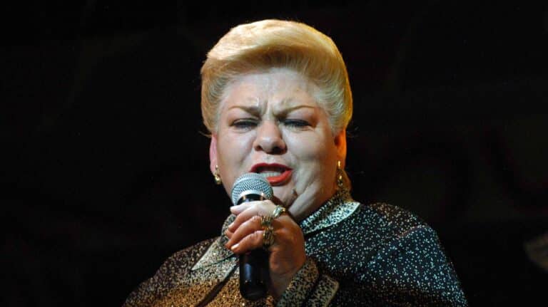 Paquita la del Barrio murió endeudada con su disquera y su familia no recibirá nada