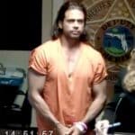 Coincidentemente hace exactamente un mes, al igual que Pedro Moreno, vimos en una Corte esposado y vistiendo como preso a William Levy, otro actor cubano, también egresado del reality "Protagonistas de Novela" y también de Telemundo