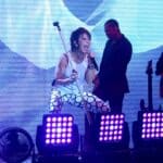 La cantante mandó decir a sus seguidores que tendrán que esperar a que pueda volver a bailar para retomar sus conciertos