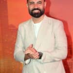 Enrique Santos ironizó preguntando si las Miss Universo no son las que representan a las mujeres y que piden la paz mundial
