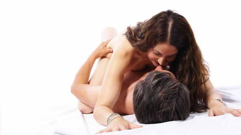 María Marín: Por qué no es bueno fingir un orgasmo (ni aunque sea por amor)