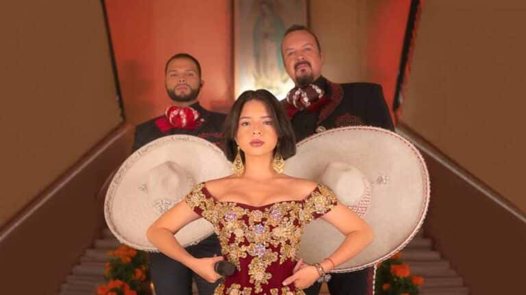 Reúnen 150 mil firmas contra los Aguilar: "No representan los valores de la familia mexicana"