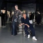 Hace apenas un mes el grupo Armani fue multado com 3.5 millones de euros por prácticas comerciales engañosas, acusado de explotación laboral a través de empresas de confección subcontratadas