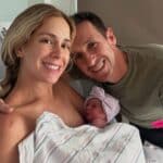 Hace dos meses y medio, luego de un duro trabajo de parto de 24 horas, la pareja tuvo a su hija Lu