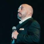 Lupillo Rivera dio a tres de sus hijos la entrevista más difícil de su vida, en la que habló di duros pasajes de su vida que plasma en su autobiografía